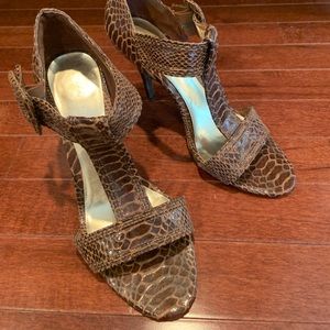 Ann Marino Heel
